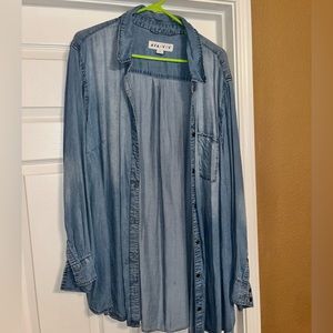 Ava and Viv denim button up size 4x